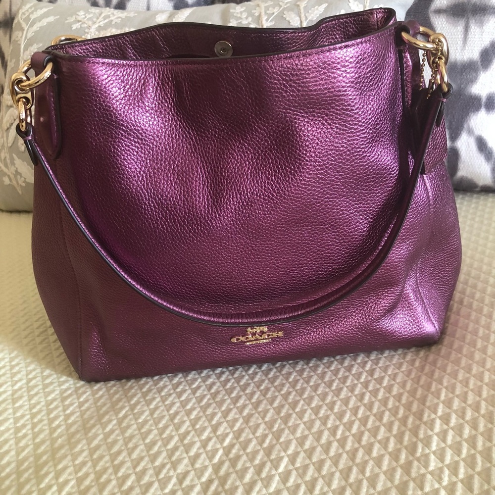 Coach Leather Metallic Plum Shoulder Bag w/ wristlet included